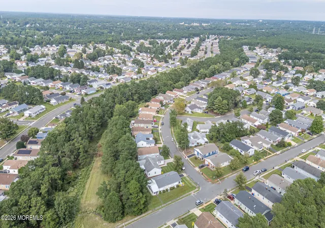 Photo 31 of Sale Pending at 1 Selkirk Ave, Toms River, NJ 08757 | MLS# 22629317 | Listing updated on 2026-10-07