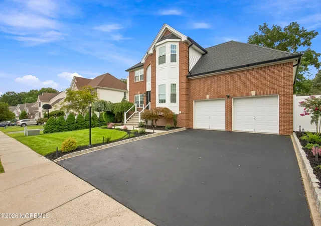Photo 2 of Single family home for sale at 39 Violet Cir, Howell, NJ 07731 | MLS# 22627659 | Listing updated on 2026-09-14