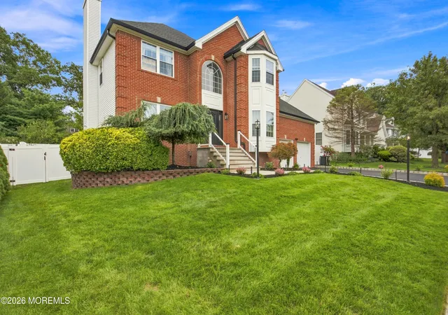 Photo 3 of Single family home for sale at 39 Violet Cir, Howell, NJ 07731 | MLS# 22627659 | Listing updated on 2026-09-14