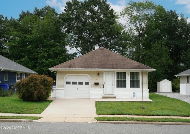 Photo 1 of Single family home for sale at 2117 Mount Hope Ln, Toms River, NJ 08753 | MLS# 22627943 | Listing updated on 2026-09-10