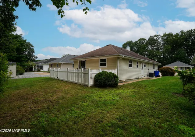 Photo 3 of Single family home for sale at 2117 Mount Hope Ln, Toms River, NJ 08753 | MLS# 22627943 | Listing updated on 2026-09-10