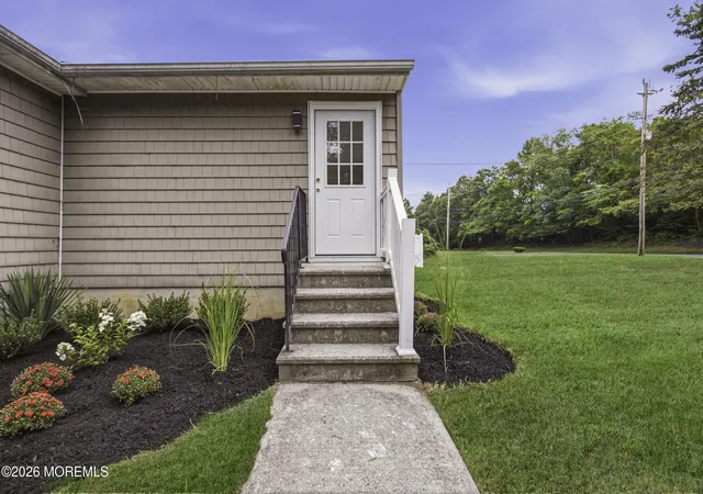 Photo 4 of Single family home for sale at 710 Monmouth Rd, Cream Ridge, NJ 08514 | MLS# 22627743 | Listing updated on 2026-09-20