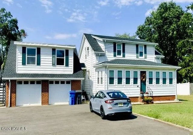 Single family home for sale at 520 Parkwood Ave, Toms River, NJ 08753 | MLS# 22629801