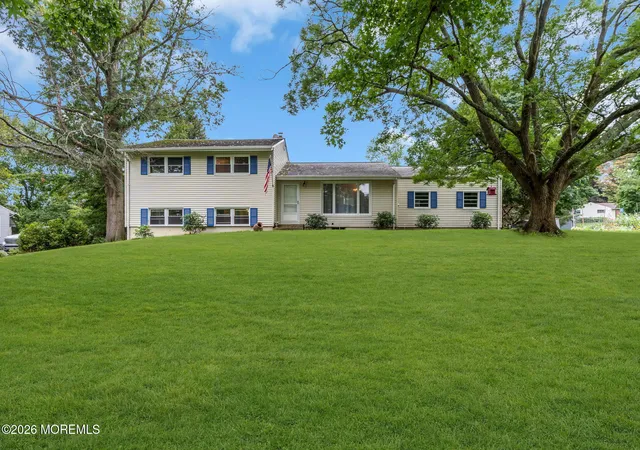 Photo 3 of Single family home for sale at 20 Fairfield Dr, Tinton Falls, NJ 07724 | MLS# 22628100 | Listing updated on 2026-09-13