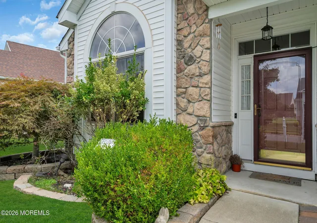 Photo 3 of Single family home for sale at 3 Eagleswood Dr, Waretown, NJ 08758 | MLS# 22628192 | Listing updated on 2026-09-08