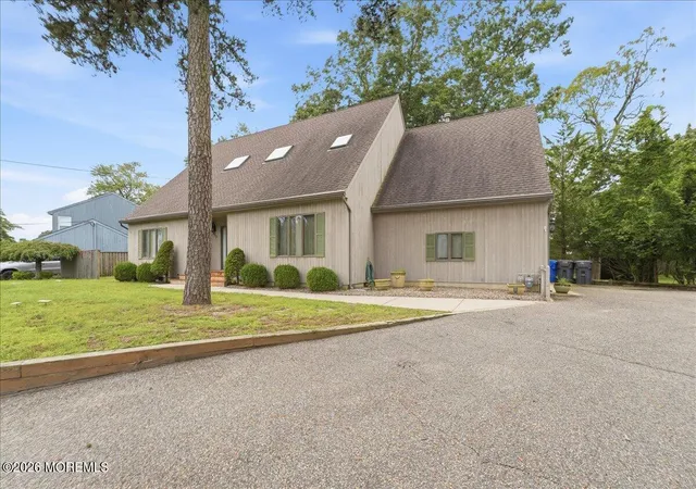Photo 3 of Single family home for sale at 483 Drum Point Rd, Brick, NJ 08723 | MLS# 22628086 | Listing updated on 2026-09-14