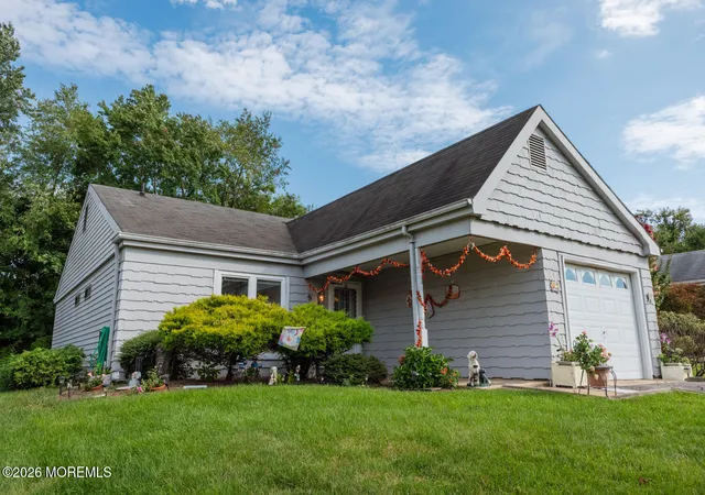 Photo 3 of Sale Pending at 9 Elmswell Ave, Manchester, NJ 08759 | MLS# 22627758 | Listing updated on 2026-09-25
