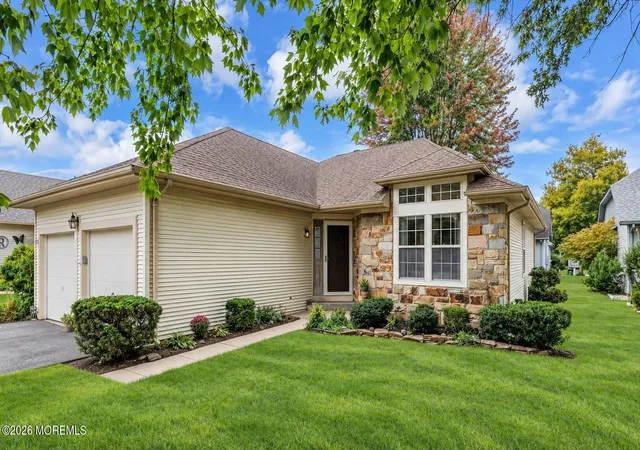 Photo 1 of Single family home for sale at 13 Sedgwick Sq, Jackson, NJ 08527 | MLS# 22628137 | Listing updated on 2026-10-26