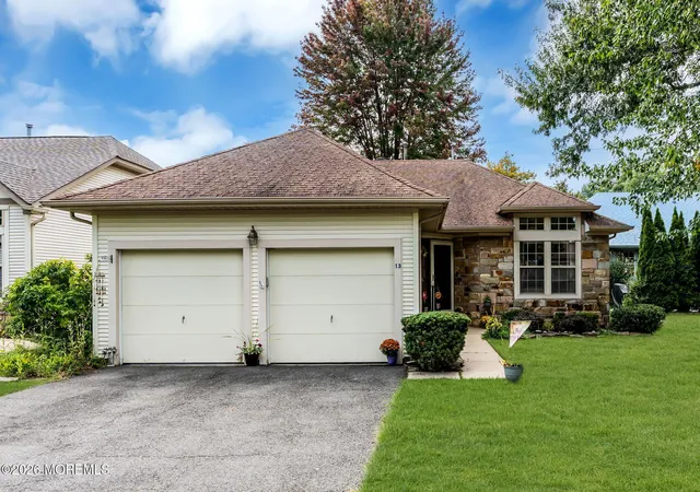 Photo 2 of Single family home for sale at 13 Sedgwick Sq, Jackson, NJ 08527 | MLS# 22628137 | Listing updated on 2026-09-22