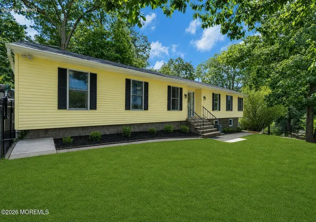 Photo 1 of Single family home for sale at 415 Navesink Ave, Atlantic Highlands, NJ 07716 | MLS# 22627937 | Listing updated on 2026-09-14