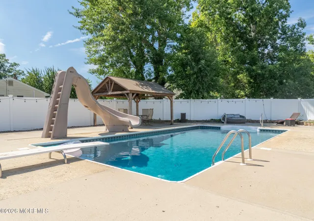 Photo 24 of Single family home for sale at 31 Kim Ln, Toms River, NJ 08755 | MLS# 22627797 | Listing updated on 2026-09-14