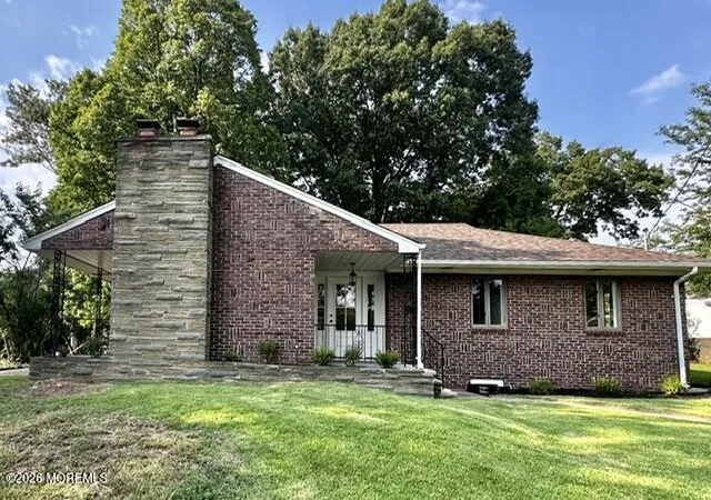 Photo 2 of Single family home for sale at 16 Charlotte St, Sayreville, NJ 08872 | MLS# 22627772 | Listing updated on 2026-09-14