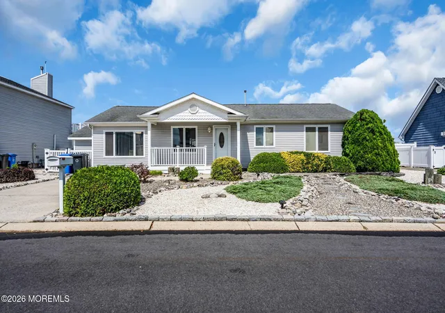 Photo 1 of Single family home for sale at 184 Catherine Ln, Manahawkin, NJ 08050 | MLS# 22627908 | Listing updated on 2026-09-10