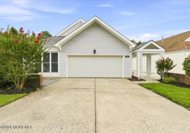 Photo 2 of Single family home for sale at 108 Longwood Dr, Manahawkin, NJ 08050 | MLS# 22627849 | Listing updated on 2026-09-05