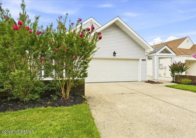 Photo 3 of Single family home for sale at 108 Longwood Dr, Manahawkin, NJ 08050 | MLS# 22627849 | Listing updated on 2026-09-05