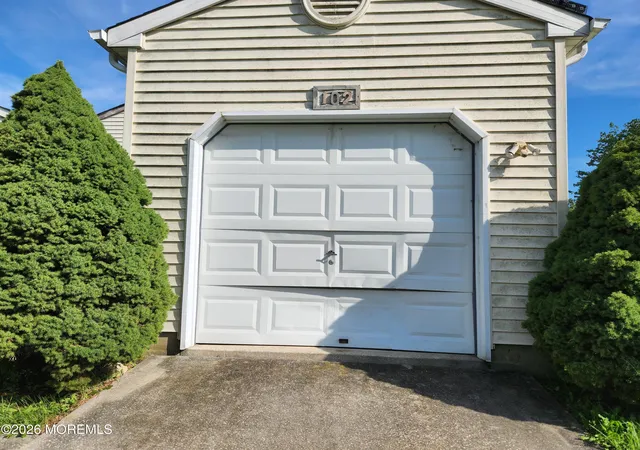 Photo 4 of Single family home for sale at 102 Danbury Dr, Little Egg Harbor Twp, NJ 08087 | MLS# 22627806 | Listing updated on 2026-09-09