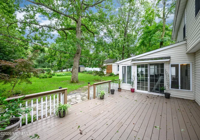 Photo 4 of Sale Pending at 508 Broadway Ave, Leonardo, NJ 07737 | MLS# 22627822 | Listing updated on 2026-09-11