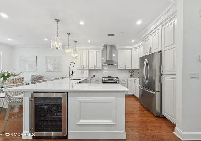 Listing Photo 5 - Condo for sale in building located at 6 Cottrell Ct, Old Bridge, NJ 08857