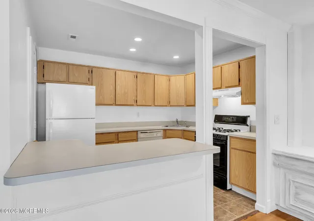 Photo 4 of Condo for sale at 508 Harding Rd #3, Freehold, NJ 07728 | MLS# 22627922 | Listing updated on 2026-09-04