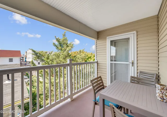 Listing Photo 4 - Condo for sale in building located at 1501 E Blvd, Seaside Heights, NJ 08751 - Unit #33