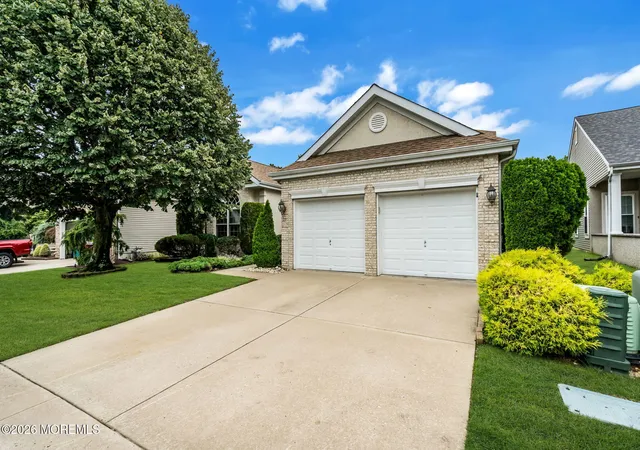 Photo 3 of Single family home for sale at 27 Congressional Rd, Jackson, NJ 08527 | MLS# 22628299 | Listing updated on 2026-09-15