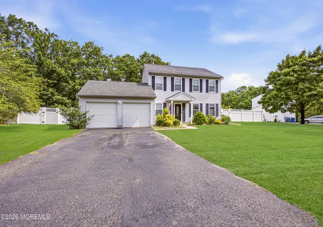 Photo 1 of Single family home for sale at 6 Stonecress Ct, Jackson, NJ 08527 | MLS# 22628027 | Listing updated on 2026-09-16