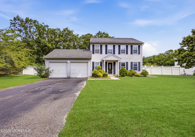 Photo 2 of Single family home for sale at 6 Stonecress Ct, Jackson, NJ 08527 | MLS# 22628027 | Listing updated on 2026-09-16