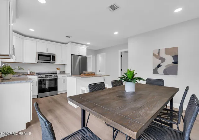 Photo 4 of Single family home for sale at 331 Saint Thomas Dr, Toms River, NJ 08757 | MLS# 22627901 | Listing updated on 2026-09-07
