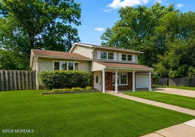 Photo 2 of Single family home for sale at 37 Bryant Dr, Jackson, NJ 08527 | MLS# 22627888 | Listing updated on 2026-09-04