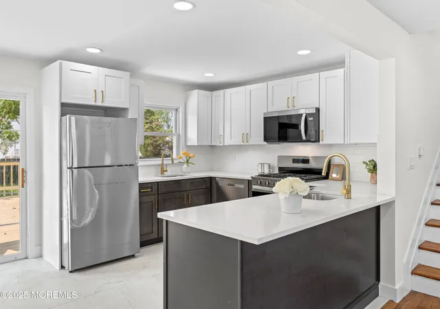 Photo 3 of Single family home for sale at 37 Bryant Dr, Jackson, NJ 08527 | MLS# 22627888 | Listing updated on 2026-10-05