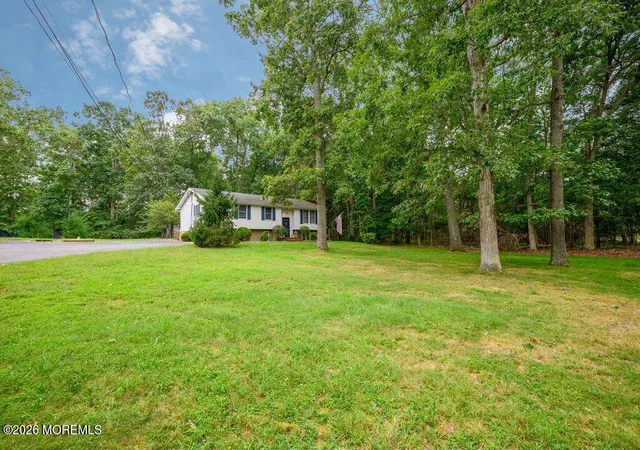 Photo 3 of Single family home for sale at 457 Leming Rd, Jackson, NJ 08527 | MLS# 22628247 | Listing updated on 2026-09-21