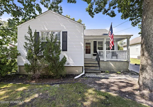 Photo 3 of Single family home for sale at 20 Weston Pl, Eatontown, NJ 07724 | MLS# 22627900 | Listing updated on 2026-09-06