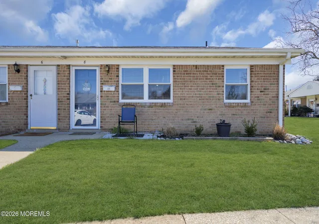 Photo 2 of Single family home for sale at 8 River Ln #141, Brick, NJ 08724 | MLS# 22627941 | Listing updated on 2026-09-14
