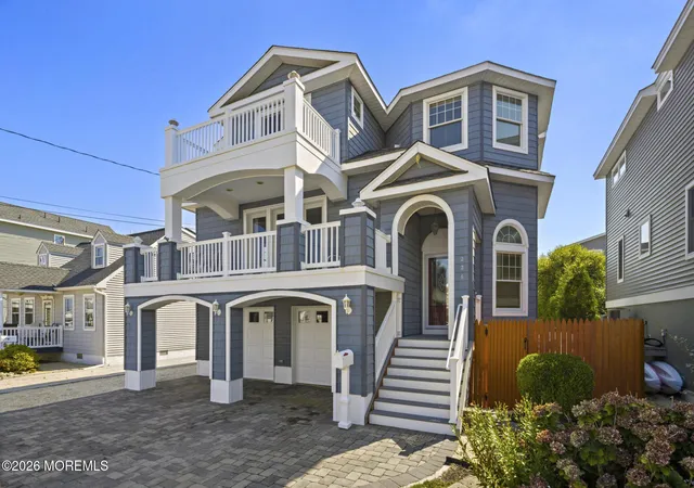 Photo 3 of Single family home for sale at 226 N 13th Street, Ship Bottom, NJ 08008 | MLS# 22627953 | Listing updated on 2026-09-15