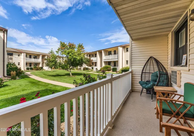 Photo 3 of Sale Pending at 9 Wharfside Dr, Monmouth Beach, NJ 07750 | MLS# 22628139 | Listing updated on 2026-09-18