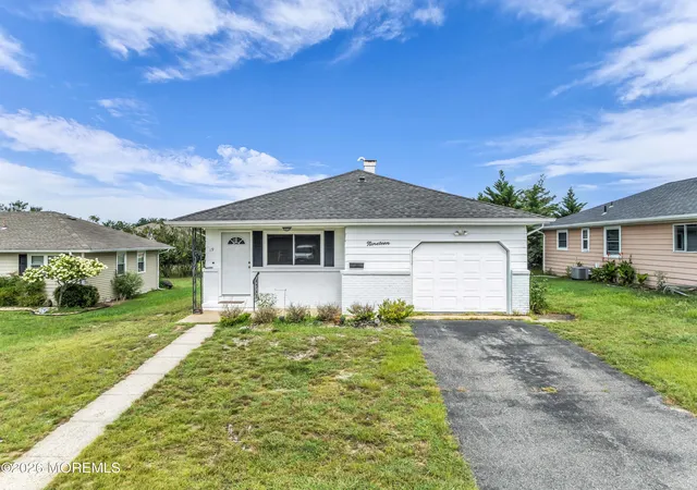 Photo 1 of Single family home for sale at 19 Saint David Dr, Toms River, NJ 08757 | MLS# 22627998 | Listing updated on 2026-09-08