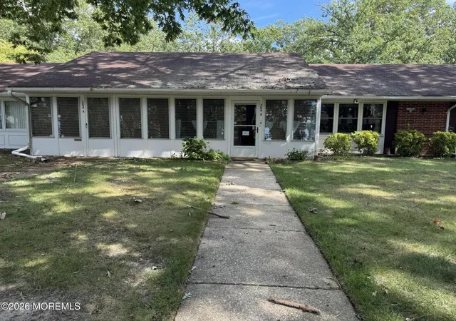 Photo 1 of Sale Pending at 264b Kingston Ct, Lakewood, NJ 08701 | MLS# 22628595 | Listing updated on 2026-09-17
