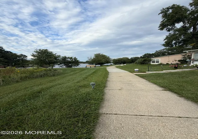 Photo 28 of Single family home for sale at 107b Edinburgh Ln #107B, Lakewood, NJ 08701 | MLS# 22628012 | Listing updated on 2026-10-06