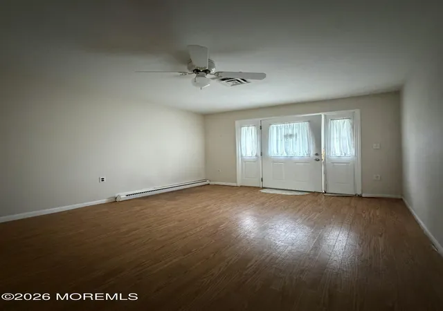 Photo 2 of Single family home for sale at 107b Edinburgh Ln #107B, Lakewood, NJ 08701 | MLS# 22628012 | Listing updated on 2026-10-06