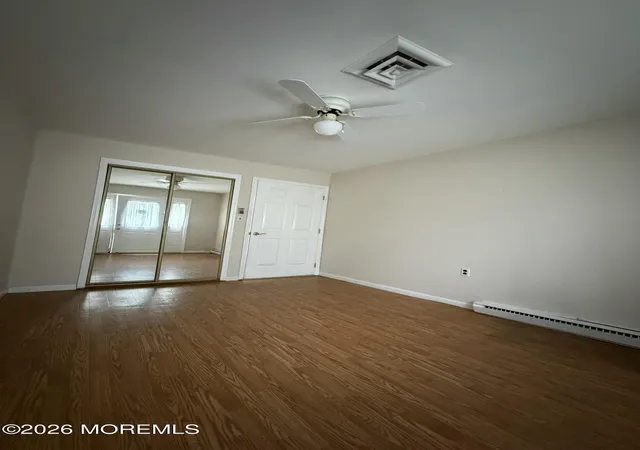 Photo 4 of Single family home for sale at 107b Edinburgh Ln #107B, Lakewood, NJ 08701 | MLS# 22628012 | Listing updated on 2026-10-06