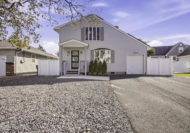 Photo 1 of Single family home for sale at 40 Osprey Dr, Toms River, NJ 08753 | MLS# 22628049 | Listing updated on 2026-10-08