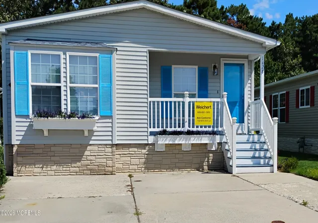 Photo 2 of Manufactured home for sale at 1428 Winding Brk Way, Whiting, NJ 08759 | MLS# 22628068 | Listing updated on 2026-09-13