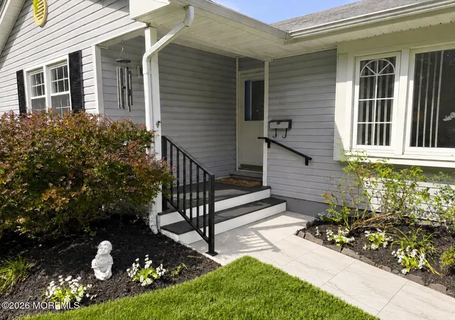 Photo 3 of Single family home for sale at 538 Robinhood Rd, Brick, NJ 08724 | MLS# 22628075 | Listing updated on 2026-09-14