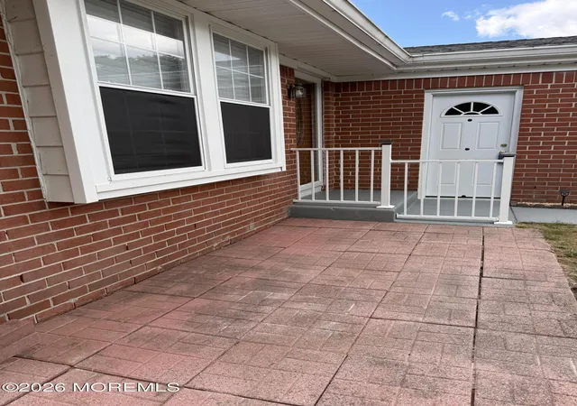 Photo 3 of Single family home for sale at 5 Hudson Ave, Whiting, NJ 08759 | MLS# 22628203 | Listing updated on 2026-09-08