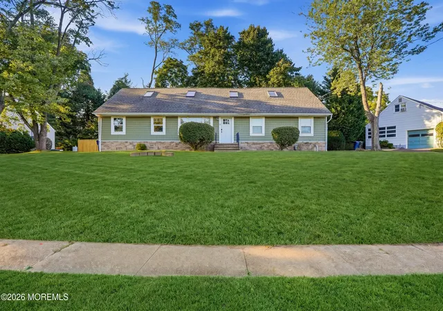 Photo 2 of Single family home for sale at 6 Standish Dr, Ocean, NJ 07712 | MLS# 22629321 | Listing updated on 2026-10-06