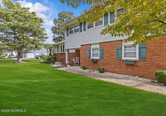 Photo 4 of Sale Pending at 157 Glenbrook Rd, Freehold, NJ 07728 | MLS# 22629682 | Listing updated on 2026-10-06