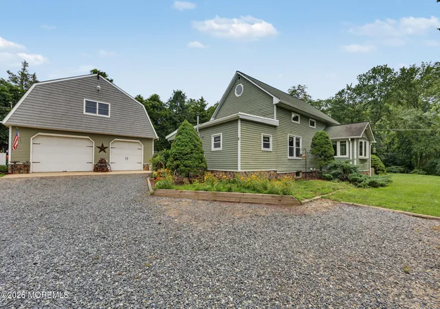 Single family home for sale at 2 Woodruff Rd, New Egypt, NJ 08533 | MLS# 22628160
