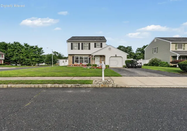 Photo 2 of Single family home for sale at 30 Albatross Dr, Howell, NJ 07731 | MLS# 22628274 | Listing updated on 2026-09-16