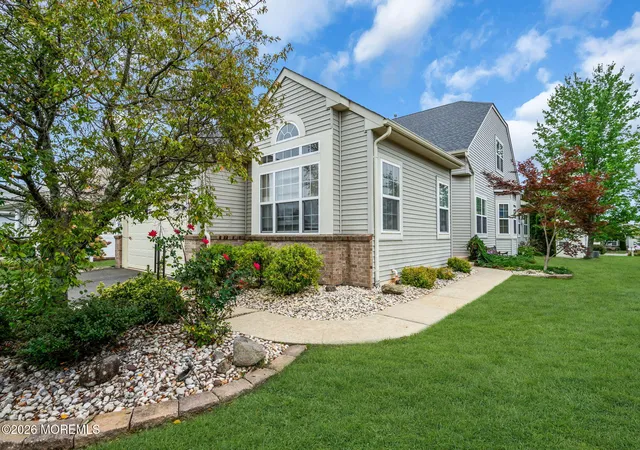 Photo 3 of Single family home for sale at 7 Ravello Rd, Manchester Township, NJ 08759 | MLS# 22630208 | Listing updated on 2026-09-25