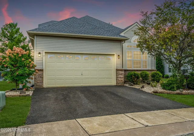 Photo 4 of Single family home for sale at 7 Ravello Rd, Manchester Township, NJ 08759 | MLS# 22630208 | Listing updated on 2026-09-25